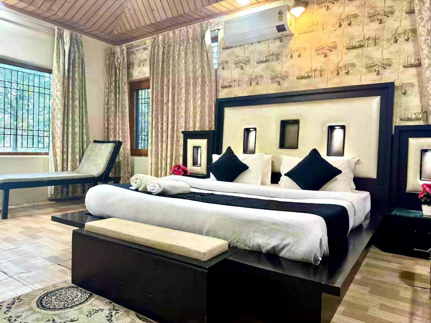 The Summer House Kasauli I Party & Music I Sky Bonfire I Managed By Exotic Stays Εξωτερικό φωτογραφία